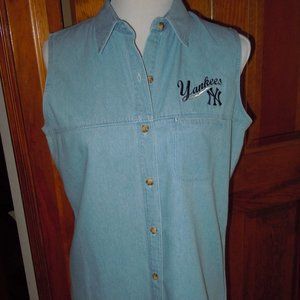LEE NEW YORK YANKEES WOMENS EMBROIDERED SLEEVELESS DENIM SHIRT SZ MED